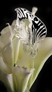 This lifelike perfection can grow among floral arrangements or act as an accent piece alone or in groups. Waterford Crystal Fleurology Collection Crystal Glassware Glass Flowers Crystal Figurines