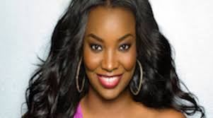 Saisha Beecham gives flawless face-lifting and contouring class