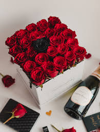 There are 400813 black white roses for sale on etsy, and they cost $8.45 on average. Black White Collection 4 Magnolijas Zieds