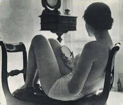 Pin By Marianne Sandstrom On Ante El Espejo Fotografia Glamour Photography Vintage Photography White Photography