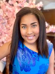 A busy weekend ending with a performance in Toronto. 🧡