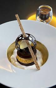 Pin By Liza Dinata On Food Art Gourmet Desserts Fancy Desserts Food Plating