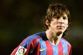 Top 10 Lionel Messi Hairstyles You Can Try To Get A Trendy Makeover Lionel Messi Messi Top Hairstyles For Men