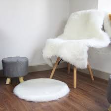There may also be smaller spots in white, black, or beige. Large White Faux Fur Carpet Rug Sheepskin