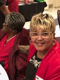 Holly Coursey's Instagram, Twitter & Facebook