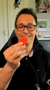 its wave of impact week at @hubspot and our team is driving change in big  (and small) ways🤝 ♻️ , share how you're making a difference in your  community this week and tag us in your story! it can be as ...