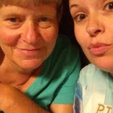 Kelly Rollings's Instagram, Twitter & Facebook