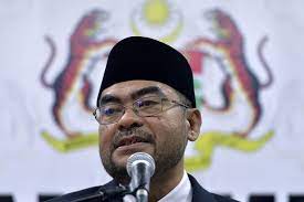 Mujahid bin yusof (lahir 25 oktober 1964), kebiasaanya dikenali sebagai mujahid yusof rawa, merupakan bekas menteri di jabatan perdana menteri (hal ehwal agama), ahli politik dan ahli parlimen parit buntar, perak darul ridzuan. Mujahid Shocked Women S Day March Was Used To Promote Lgbt Malaysia Malay Mail