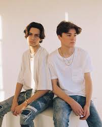Pin By Agust On Chase Hudson Cute White Boys Handsome Boys Handsome Boy Photo