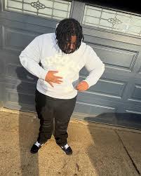 Instagram photo by 🐜 🌍 • Nov 25, 2021 at 11:01 PM