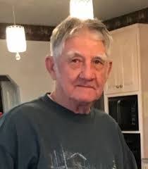 Alice Bender's Instagram, Twitter & Facebook