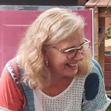 Isabel Parés (isabelpares@)