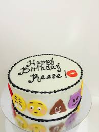 Birthday Cake Happy Birthday Emoji Copy And Paste Emoji Birthday Cake Sugarnomics Cake Studio Guam Bolos E Doces Bolos Infantis Bolo