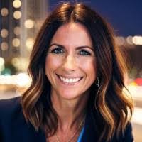 Jamie Farley's Instagram, Twitter & Facebook