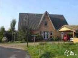 Hallo wir sind eine noch 4 köpfige familie mit einem mopsmischling und suchen ein haus oder eine. Haus Mieten In Altenhof Bei Eckernforde Iha 78136