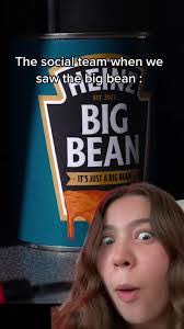 Hunter Bean's Instagram, Twitter & Facebook