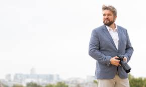 Professional Photographer in Paris