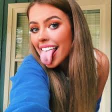 Gracie Carter (googoo12gc)