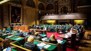 Tot dusver heeft zich slechts één. Voorzitter Eerste Kamer Over Integriteit Van Senatoren Bij Twijfel Niet Inhalen Eenvandaag