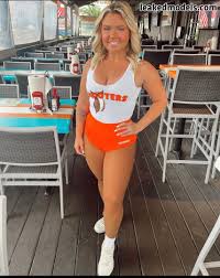 Lexis Wilson explicit leak - see her squirt and perform uncensored acts