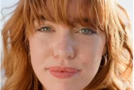 Hey guys, I bring you another model this time and it's Elizabeth Prince  (Wonder Woman: Trinity) Available to subscribers 2 models of the month plus  2 models from a cross-promotion and 3