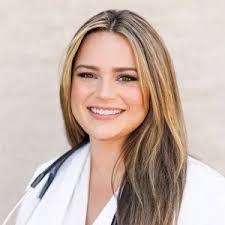 Joan Strom's Instagram, Twitter & Facebook