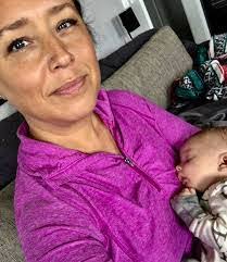 Lora Hartman's Instagram, Twitter & Facebook