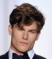 Vous pouvez opter pour un dégradé coupes coiffures visage rond cheveux bouclés épais : Visage Rectangulaire Homme Recherche Google Womens Hairstyles Top Hairstyles For Men Mens Hairstyles