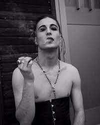 Последние твиты от damiano david archive (@damianoarchive). Catch Me If You Can Beautiful Men Rock Bands David