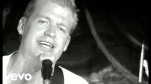 Benjamin Robison's Instagram, Twitter & Facebook