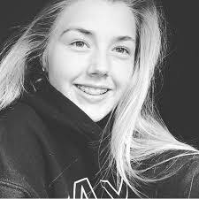 Jessica Joplin's Instagram, Twitter & Facebook