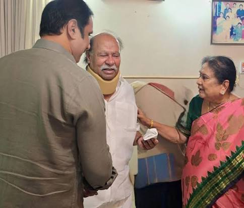 The fight gets over 😭❤️🫂 @dr.sramadoss @dr.anbumaniramadoss  😭😭❤️❤️🫂🫂🫂 . . . #anbumaniramadoss #tamilnadu #tvk #pmk
