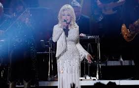 The pioneers of plastic surgery had quite a rough time dealing with judgment from the public. Dolly Parton Recreates Iconic 1978 Playboy Shoot For Husband