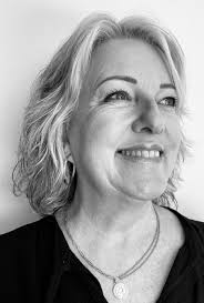 Vicki Mcnabb's Instagram, Twitter & Facebook