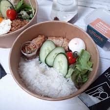 Meski kalori dalam satu porsi nasi padang cukup tinggi, anda tetap bisa mengakalinya supaya lebih sehat. 5 Manfaat Nasi Shirataki Bagi Kesehatan Makanan Rendah Kalori Untuk Diet Kumparan Com