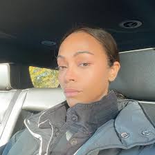 Zoe Saldana Official Fans Page"