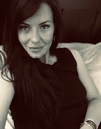 Natalie Altman's Instagram, Twitter & Facebook