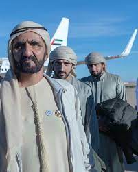 سمو الشيخ حمدان بن محمد فزاع ينشر صورة عبر حسابه في الانستغرام وهو خلف والده الشيخ محمد بن راشد وخلفه أخاه الشيـخ handsome arab men world handsome man prince