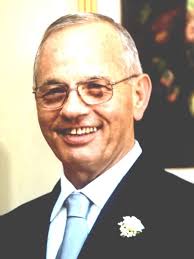 Torresi Memorie- Almanacco di Torre Annunziata: Antonio Mario Boccia- "IL  TRIONFO DEL TESSUTO"