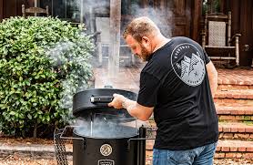 Got the new oklahoma joe's bronco put together today, seasoned, and burnt in. Bronco Drum Smoker Oklahoma Joe S Buy Now At Woodpecker