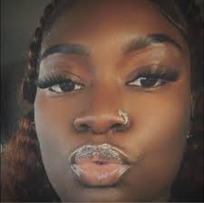 Kylie Perry (@prettygra.tae.7) • Facebook