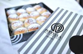 Check spelling or type a new query. Fiocchi Di Neve Che Non Si Sciolgono Charme