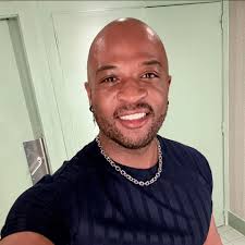 Joining reserved tables at Oktoberfest?