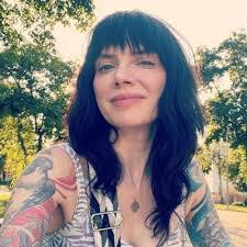 Kristi Perrin's Instagram, Twitter & Facebook