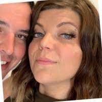 Amanda Konrad's Instagram, Twitter & Facebook