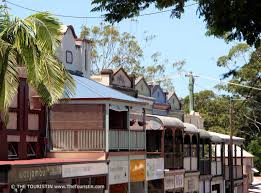 Byron bay hinterland is a popular neighbourhood that has 4 hotels, which makes it the part of town with the biggest selection of byron bay accommodation options. The Touristin Ultimate Byron Bay Travel Guide For First Time Visitors