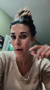 Heather Cordell's Instagram, Twitter & Facebook