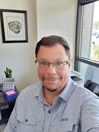 MI jeweler can change and charge batteries