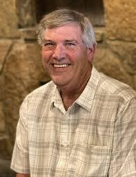 Robin Vinson's Instagram, Twitter & Facebook