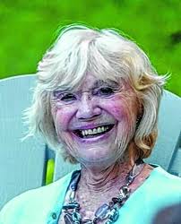 Bertha Crosby's Instagram, Twitter & Facebook